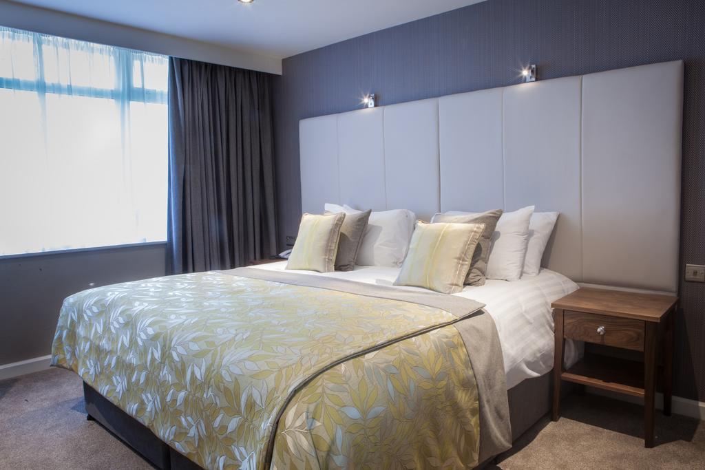 Four Seasons Hotel & Leisure Club 모니건 외부 사진